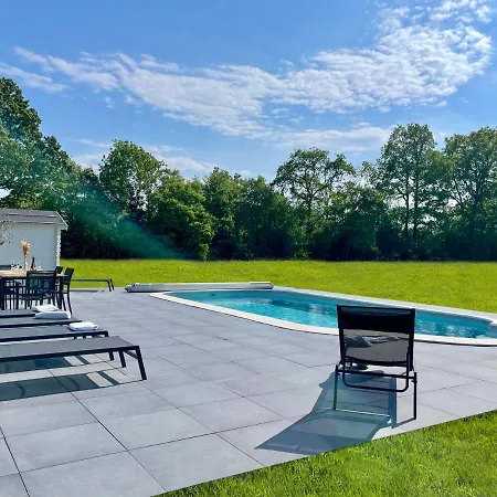 La Normande -piscine- 10 Min Pont Audemer 10p *